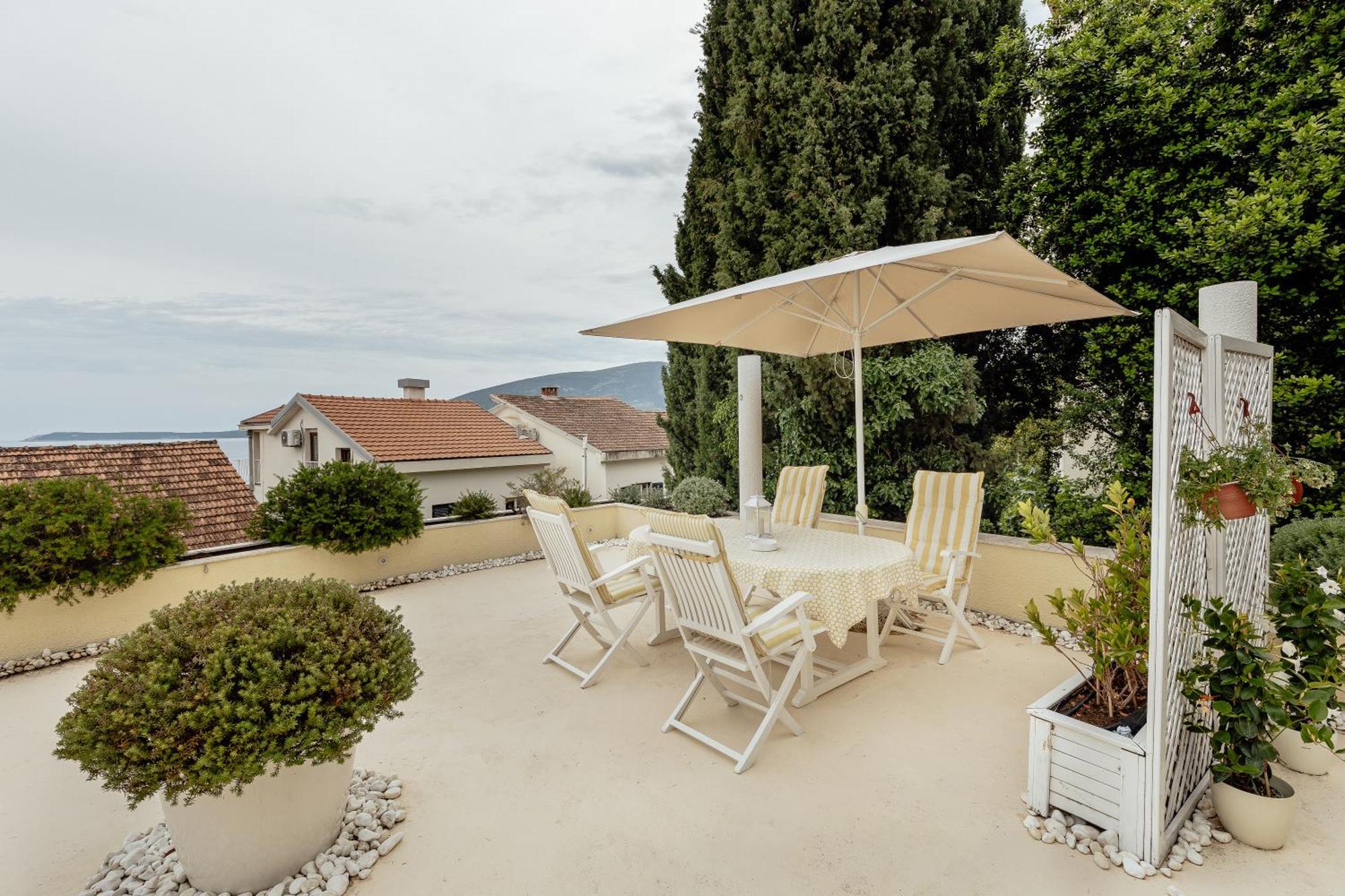 Apartments Porobic Herceg Novi Ngoại thất bức ảnh