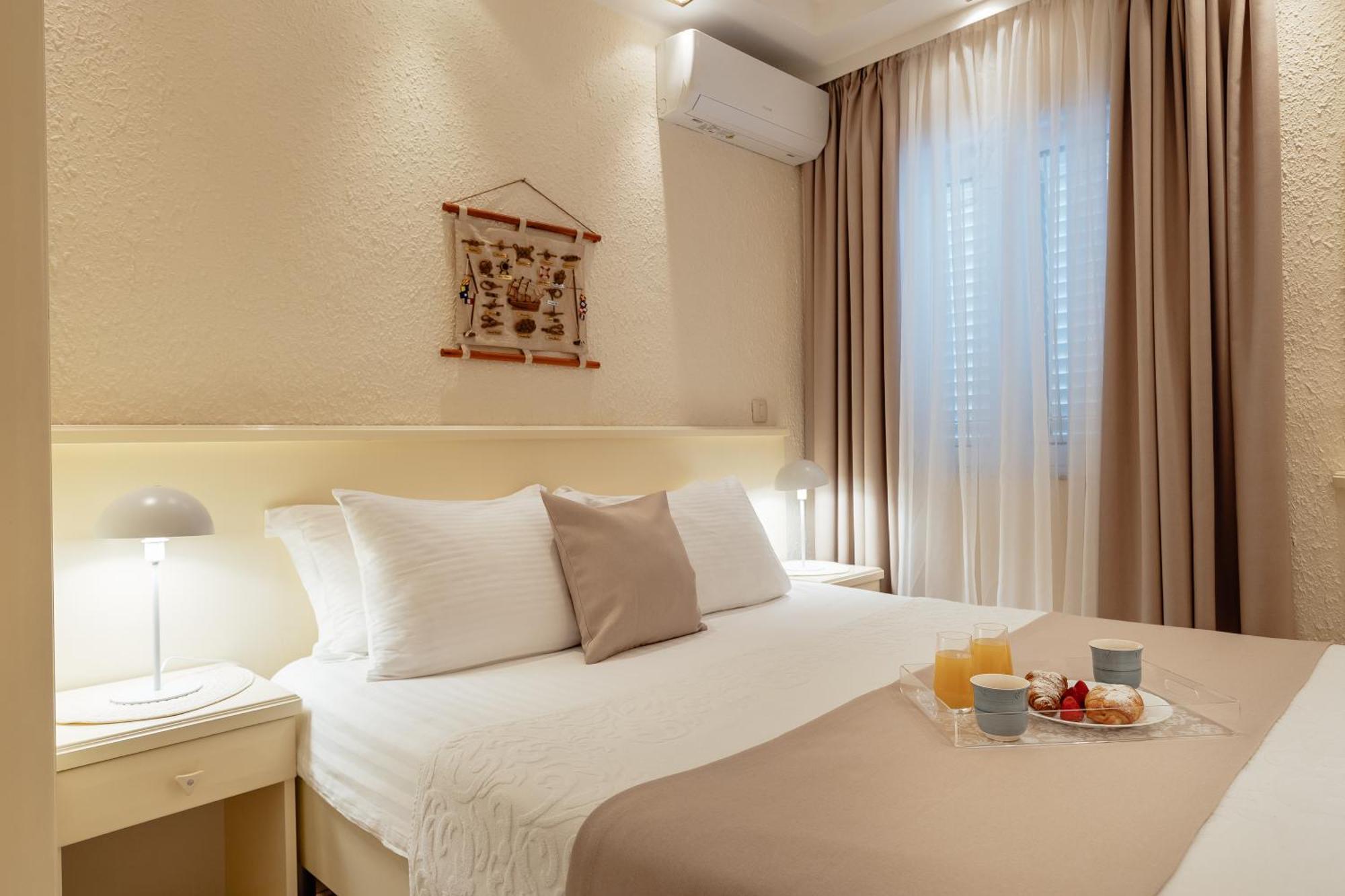 Apartments Porobic Herceg Novi Ngoại thất bức ảnh