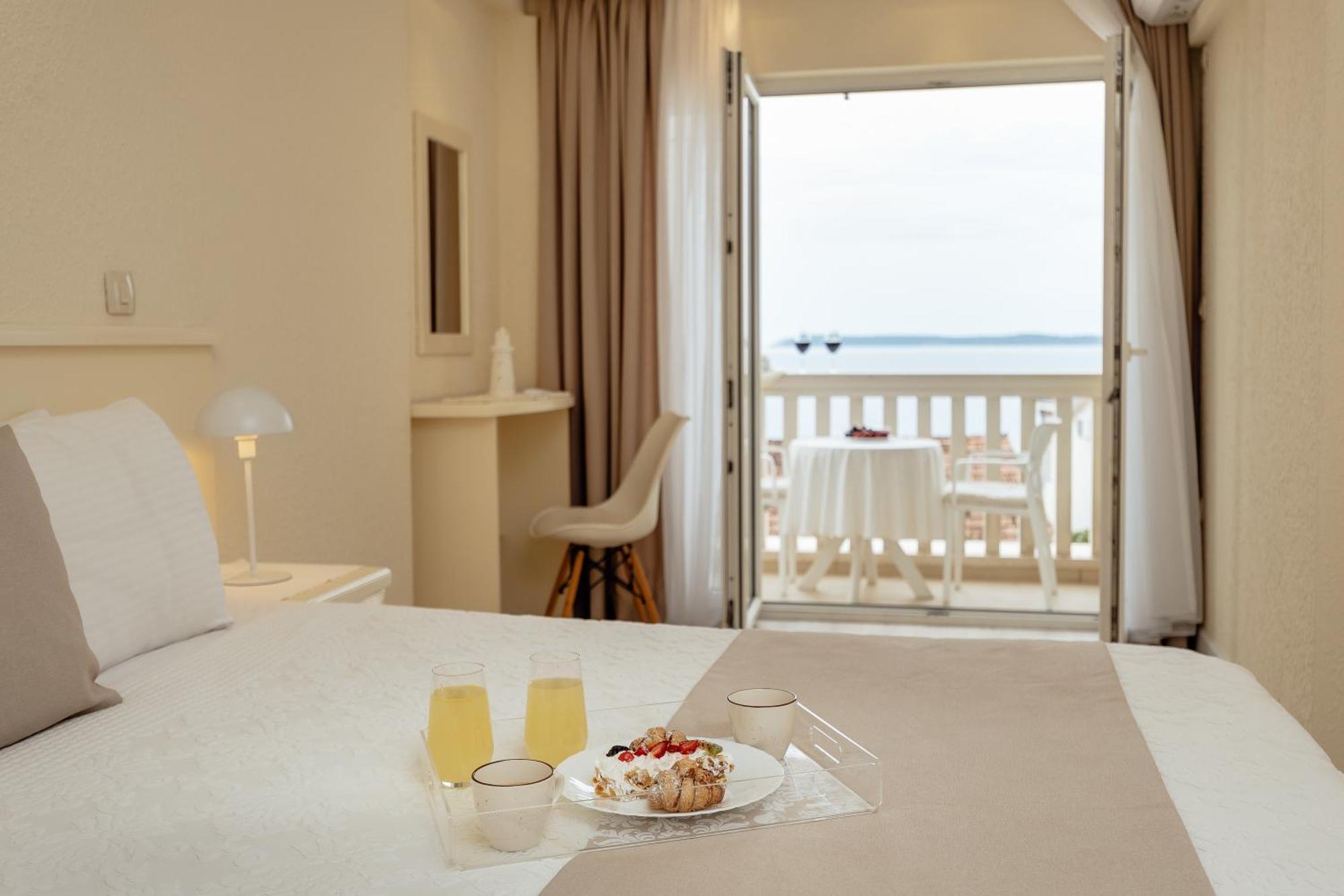 Apartments Porobic Herceg Novi Ngoại thất bức ảnh